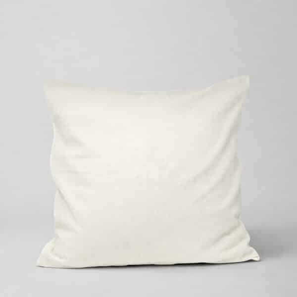 Cojín de manta pequeño decorativo personalizado con frase especial, ideal para sala o dormitorio.