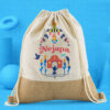Bolsa Manta & Yute bolsa de manta y yute que crea una composición moderna y atractiva. Perfecta para catálogos, ferias o campañas que buscan transmitir frescura y sostenibilidad.