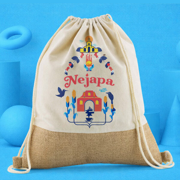 Bolsa Manta & Yute bolsa de manta y yute que crea una composición moderna y atractiva. Perfecta para catálogos, ferias o campañas que buscan transmitir frescura y sostenibilidad.