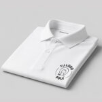Blusa tipo polo personalizada Blusa tipo polo personalizada en doble piqué de 240 gramos, manga corta con puños y placket de 2 botones, ideal para uniformes empresariales.